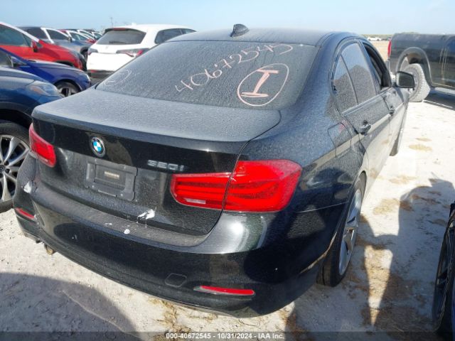 WBA8E1G54JNU93453 BMW 320i