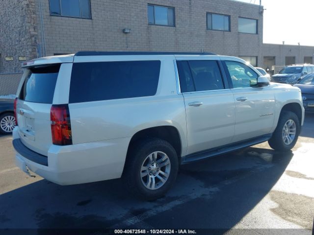 1GNSKJKCXFR730011 Chevrolet Suburban 1500 Lt