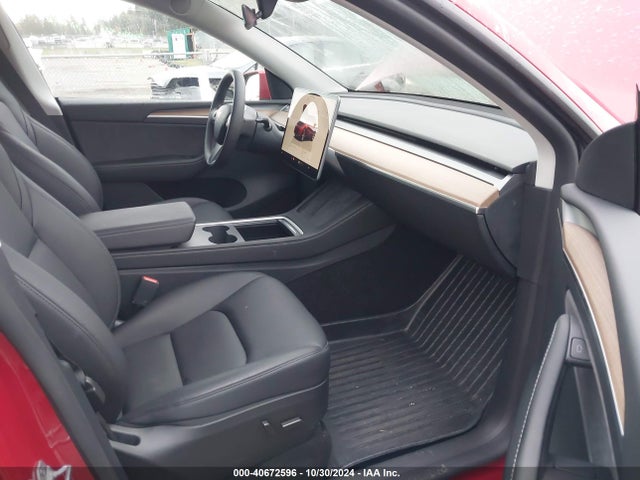2023 TESLA MODEL Y 7SAYGDEE2PF866212 Photo 4