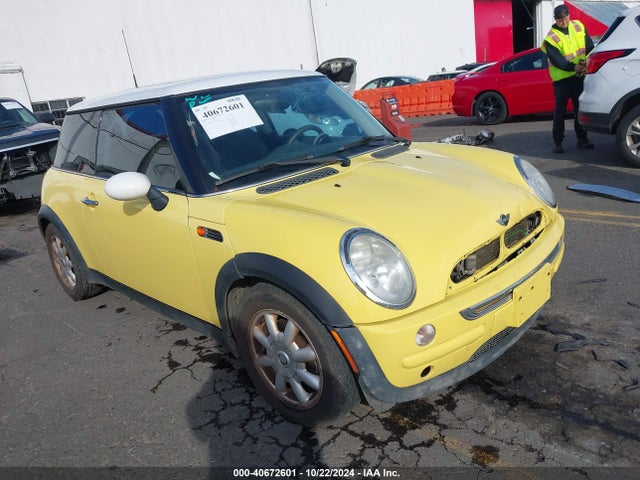 2003 MINI COOPER WMWRC33473TE17827 Photo 0