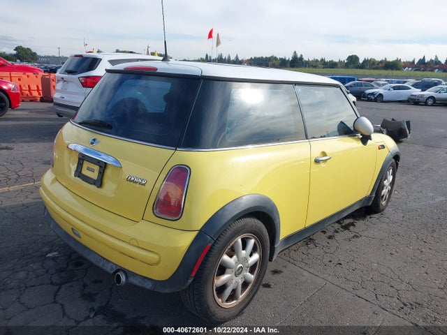 2003 MINI COOPER WMWRC33473TE17827 Photo 3