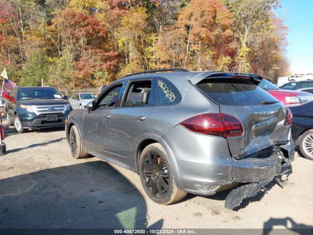 2014 PORSCHE CAYENNE WP1AD2A23ELA75221 Photo 2