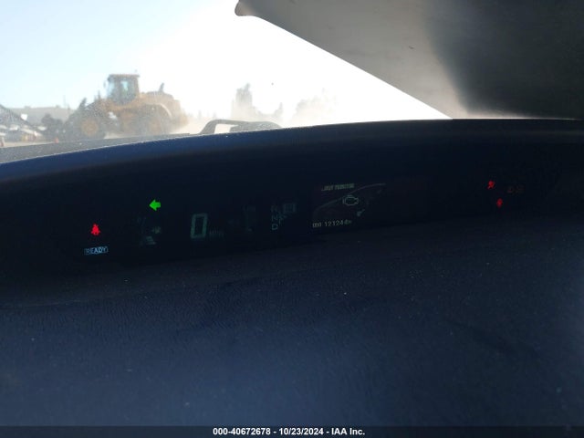 Toyota Prius Two 2015 JTDKN3DU2F0469690 Image 7