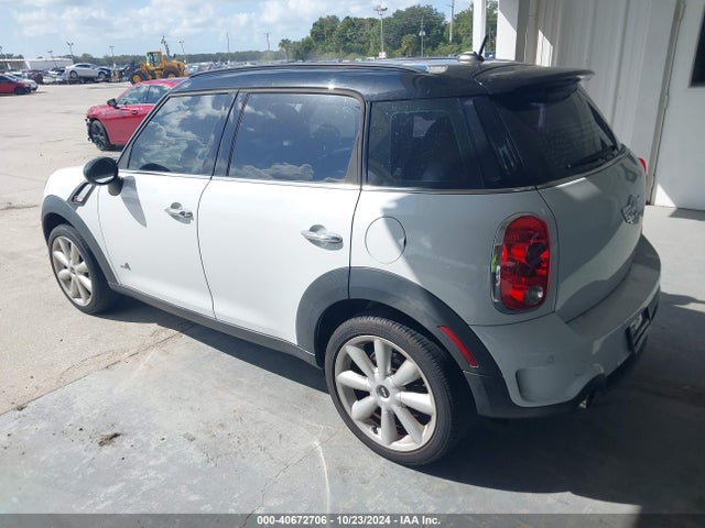 2013 MINI COUNTRYMAN WMWZC5C57DWP32516 Photo 2