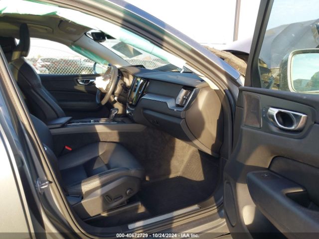 YV4A22RK8K1357385 Volvo Xc60 T6 Momentum