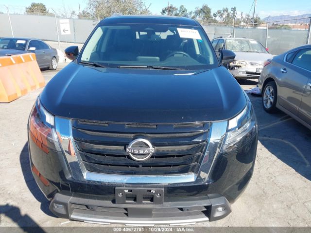 5N1DR3CB0NC222979 Nissan Pathfinder Sl 2wd