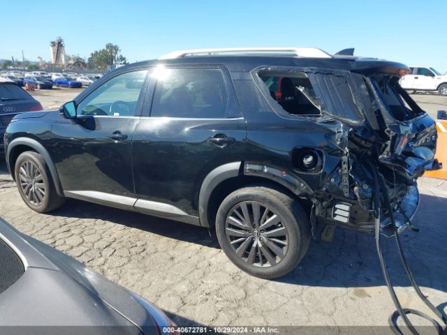5N1DR3CB0NC222979 Nissan Pathfinder Sl 2wd