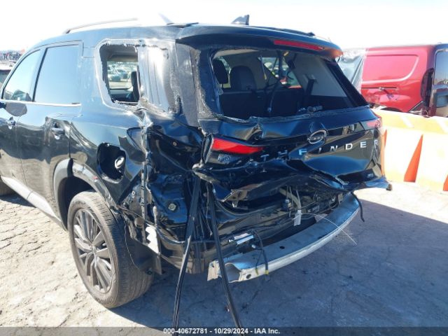 5N1DR3CB0NC222979 Nissan Pathfinder Sl 2wd