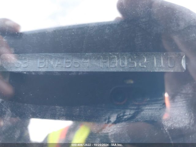 4S3BNAB69H3052710 Subaru Legacy 2.5i