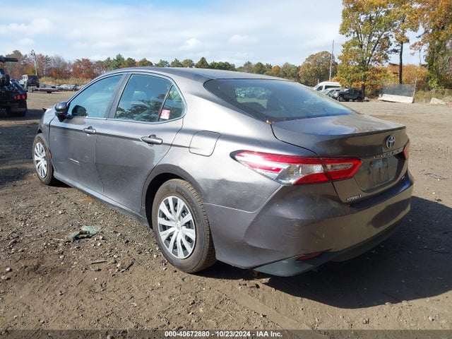 4T1B31HK8JU001530 Toyota Camry Hybrid Le
