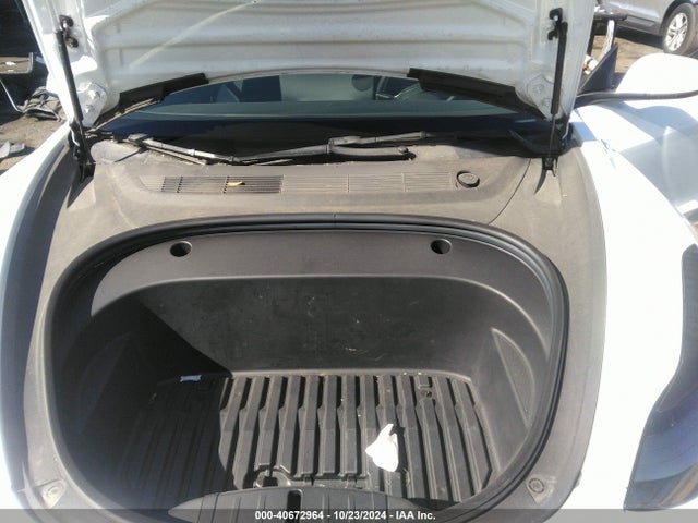 2022 TESLA MODEL 3 5YJ3E1EC2NF275577 Photo 9
