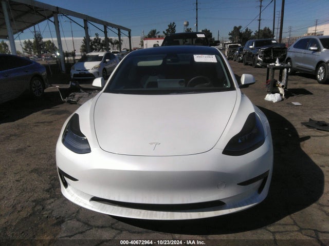 Tesla Model 3 Performance Dual Motor All-wheel Drive 2022 5YJ3E1EC2NF275577 Image 13