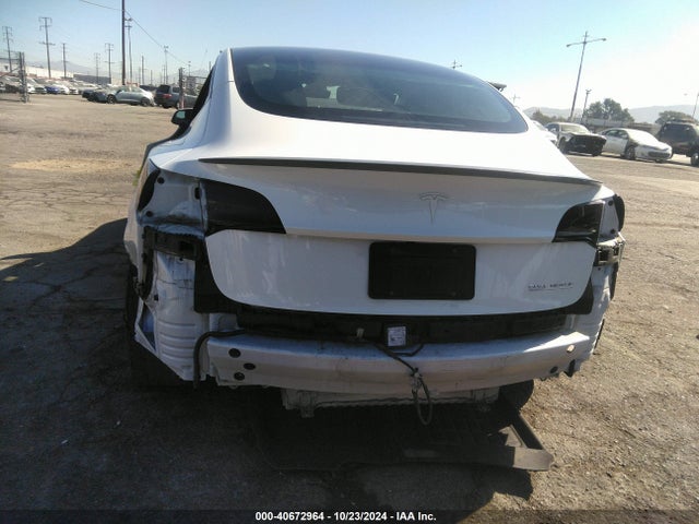 2022 TESLA MODEL 3 5YJ3E1EC2NF275577 Photo 5