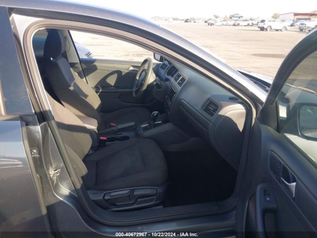 3VW2K7AJ2FM217720 Volkswagen Jetta 2.0l S