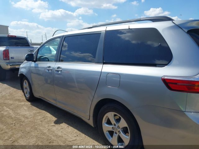 5TDKK3DC7GS734926 Toyota Sienna Le 8 Passenger