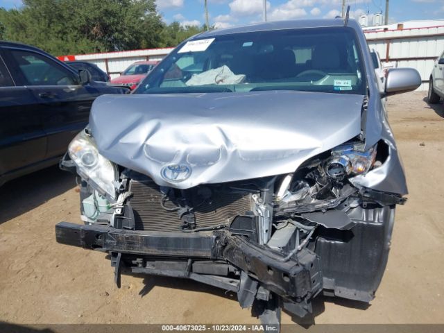5TDKK3DC7GS734926 Toyota Sienna Le 8 Passenger