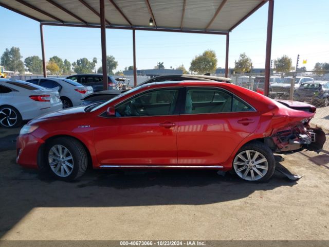 4T1BD1FK8EU116330 Toyota Camry Hybrid Xle