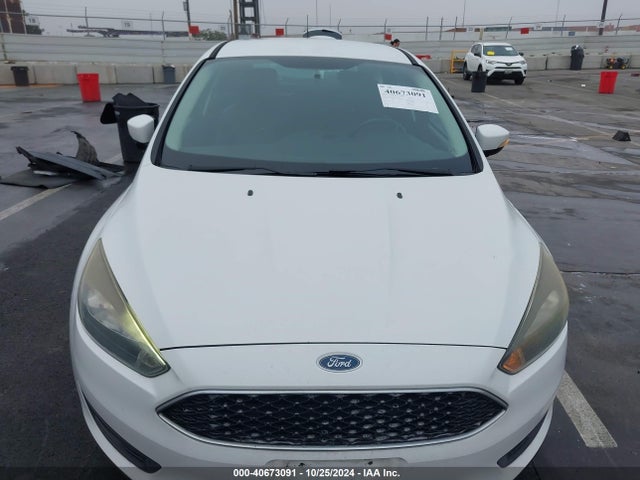 Ford FOCUS SE 2015 1FADP3K20FL375218 Image 13