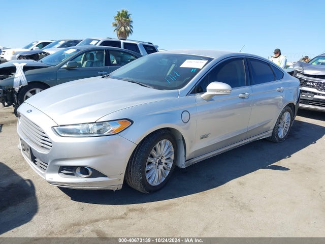 3FA6P0PUXGR384609 Ford Fusion Energi Se Luxury