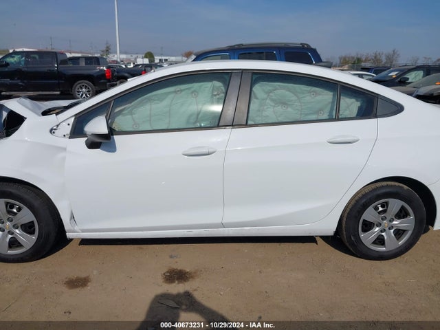 Chevrolet Cruze Ls Auto 2018 1G1BC5SM2J7225227 Image 14