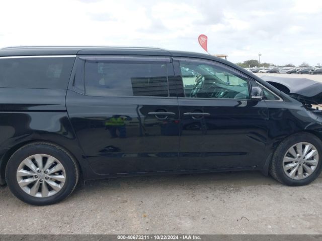KNDMC5C1XG6181142 KIA SEDONA EX