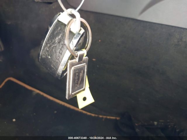 2010 JAGUAR XF SAJWA0JC9AMR61627 Photo 10