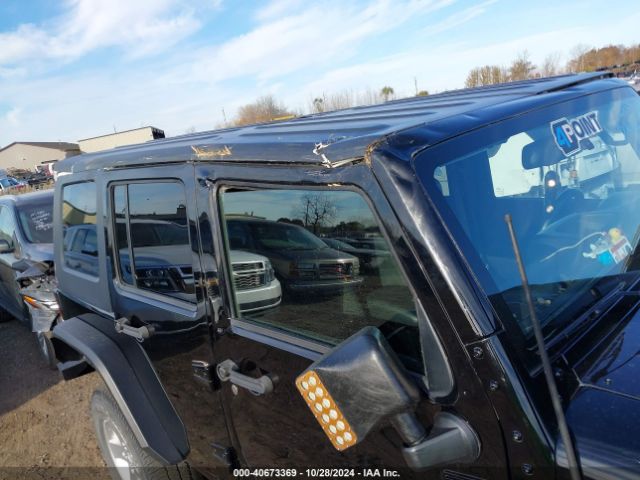1C4BJWDG8GL106429 Jeep Wrangler Unlimited Sport