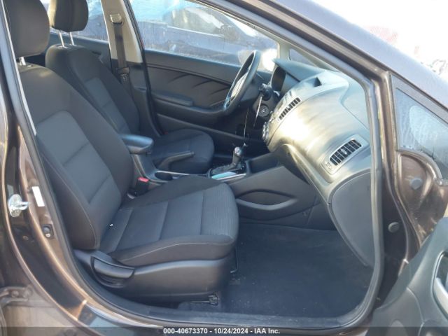 3KPFK4A77JE190704 KIA FORTE LX
