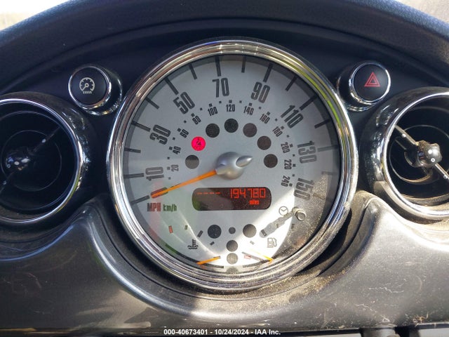 2006 MINI COOPER WMWRC33596TK64202 Photo 6