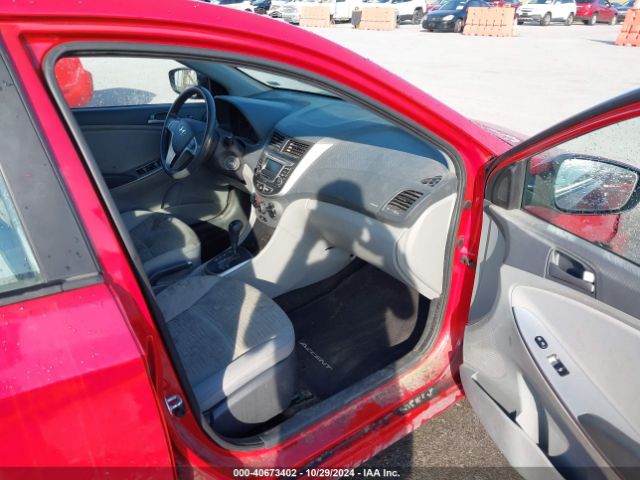 KMHCT5AE8HU335423 Hyundai ACCENT SE