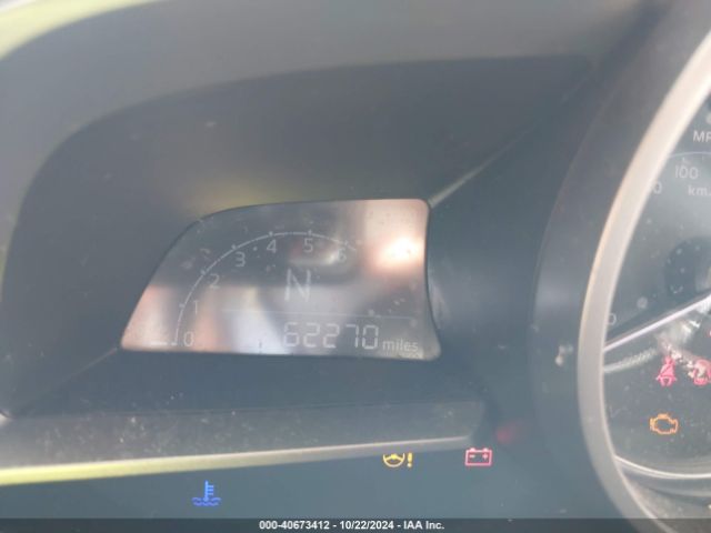 3MYDLBYV8KY527931 Toyota YARIS LE