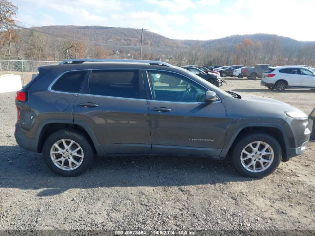 1C4PJMCB2FW649840 Jeep Cherokee Latitude