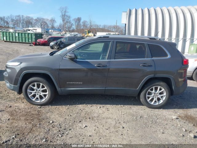 1C4PJMCB2FW649840 Jeep Cherokee Latitude