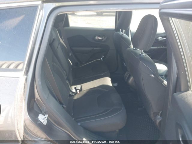 1C4PJMCB2FW649840 Jeep Cherokee Latitude