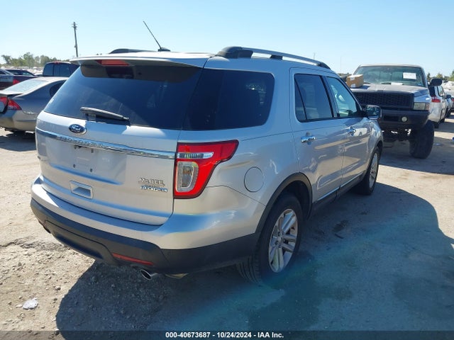 Ford EXPLORER XLT 2014 1FM5K7D81EGA68987 Image 4