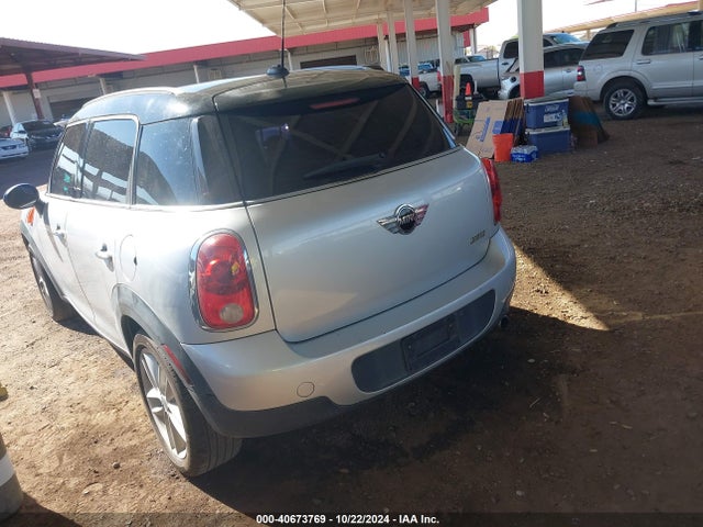 2012 MINI COOPER COUNTRYMAN WMWZB3C51CWM04854 Photo 2