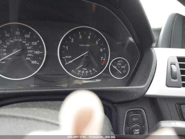 40673793 :رقم المزاد ، WBA3B5C54DF138880 vin ، 2013 Bmw 328i Xdrive مزاد بيع