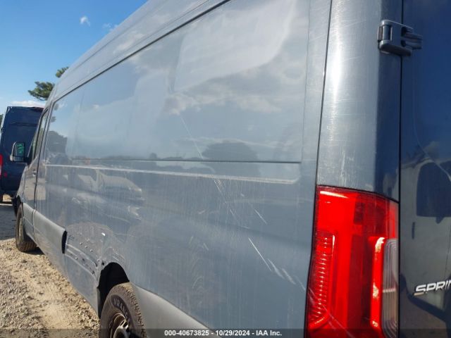 WD4PF1CD3KP128976 Mercedes-Benz Sprinter 2500 High Roof V6