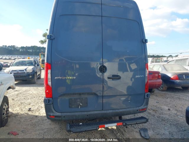 WD4PF1CD3KP128976 Mercedes-Benz Sprinter 2500 High Roof V6