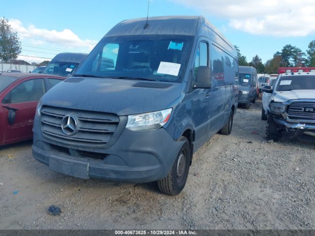 WD4PF1CD3KP128976 Mercedes-Benz Sprinter 2500 High Roof V6