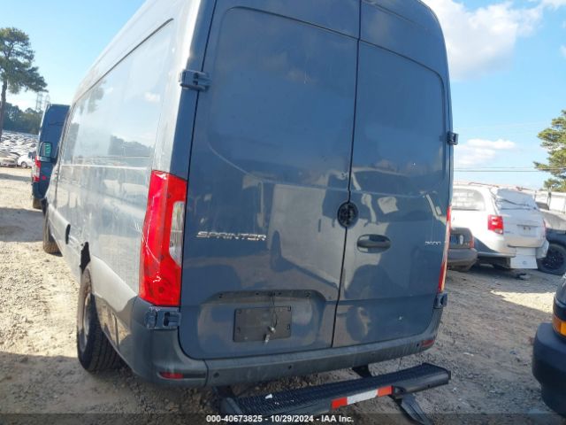 WD4PF1CD3KP128976 Mercedes-Benz Sprinter 2500 High Roof V6
