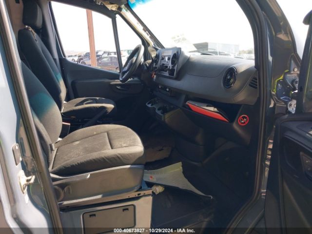 WD4PF1CD3KP122868 Mercedes-Benz Sprinter 2500 High Roof V6