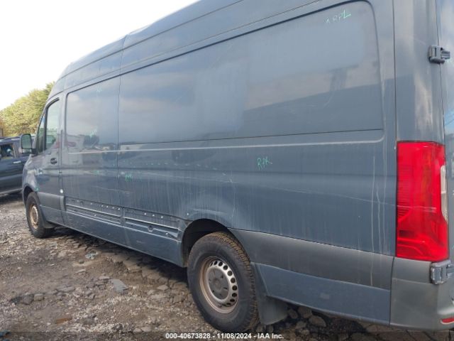 WD4PF1CD1KP134923 Mercedes-Benz Sprinter 2500 High Roof V6