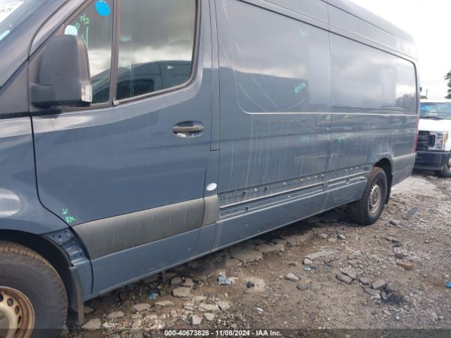 WD4PF1CD1KP134923 Mercedes-Benz Sprinter 2500 High Roof V6