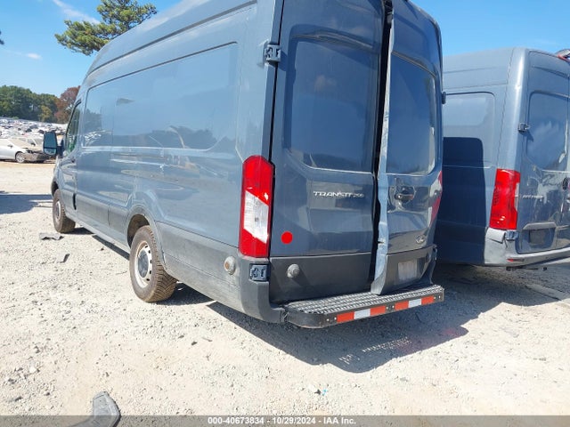 Ford Transit-250 2019 1FTYR3XM7KKB33400 Image 3