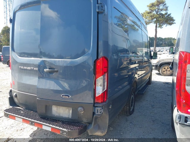 Ford Transit-250 2019 1FTYR3XM7KKB33400 Image 4