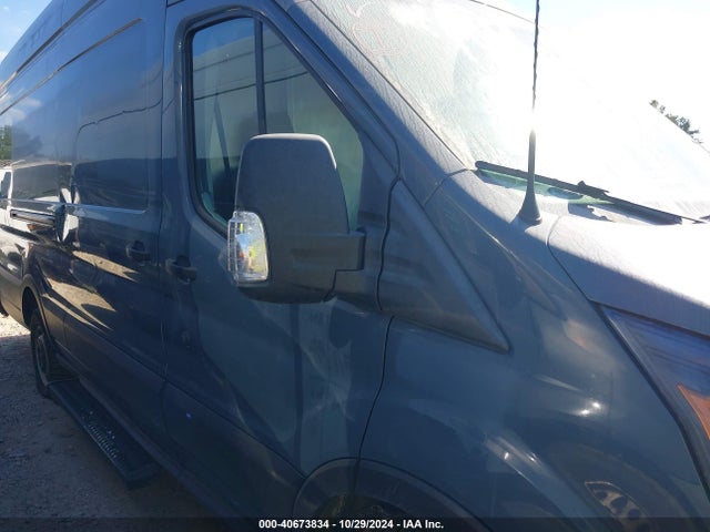 Ford Transit-250 2019 1FTYR3XM7KKB33400 Image 6