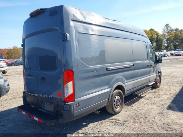 1FTBR3X80LKA28661 Ford Transit-250 Cargo Van