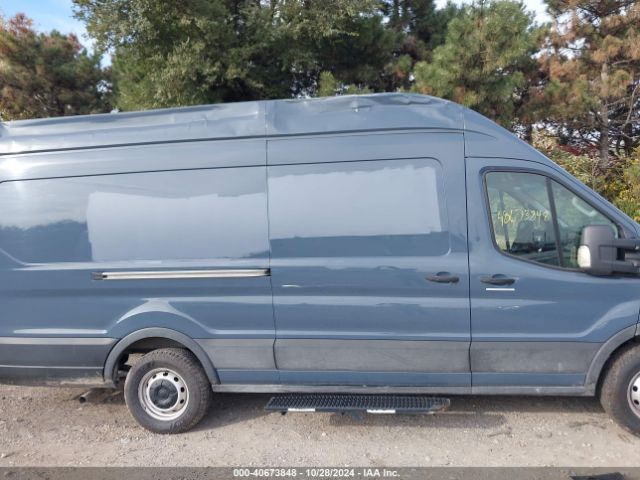 1FTBR3X80NKA13192 Ford Transit-250 Cargo Van
