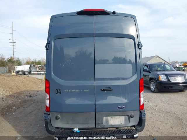 1FTBR3X80NKA13192 Ford Transit-250 Cargo Van
